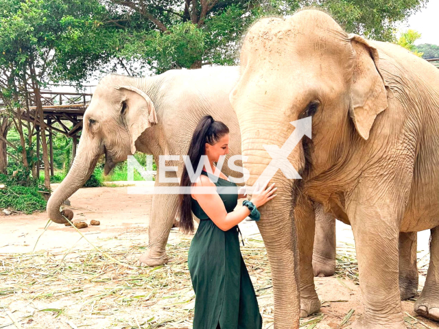 Erotic model Roxy Zinger, 31, poses in undated photo. She passed out after every bite because of a rare swallowing condition. Note: Private photo. (Roxanne Zinger/Newsflash)