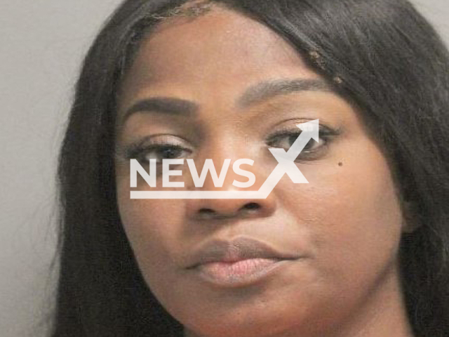 Photo shows Erika Williams after being arrested. The mother has been arrested and charged for leaving her  6-year-old son alone at their home in Atascocita, Texas.
Note: Police photo(@Precinct4/Newsflash).