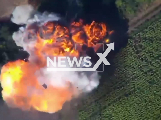 Russian Lancet drone hits the US-made self-propelled artillery mount "Paladin" after which it explodes on the frontlines in Zaporizhzhia region in Ukraine in undated footage. The footage was released by the Russian Ministry of Defence on Wednesday, Aug. 16, 2023.
Notes: Photo is screen from a video. (@mod_russia/Newsflash)