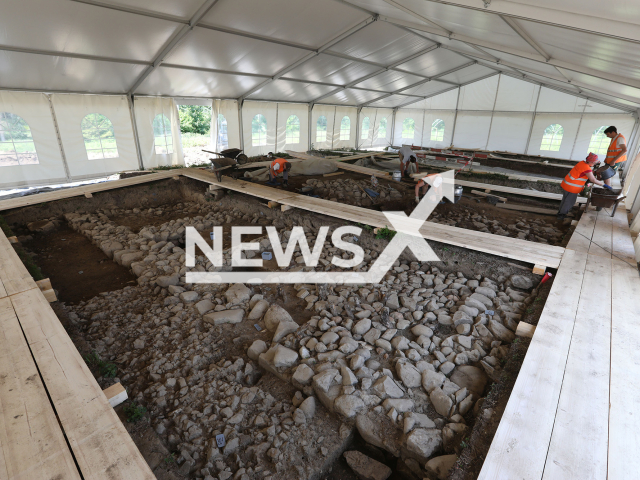 Image shows part of the exposed walls with the room layout already recognisable, undated photo. The remains of the floor construction are still preserved in the foreground of the picture. Note: Licensed content. (ADA Zug, David Jecker/Newsflash)