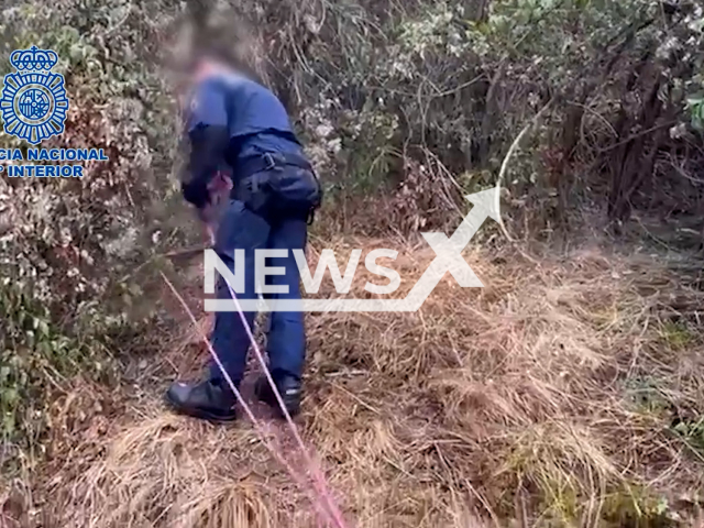 Mechanism used by the suspects to sabotage the cycling race with oil. Four people have been arrested in Catalonia, eastern Spain, August 2023. Note: Picture is screenshot from a video. (Newsflash)