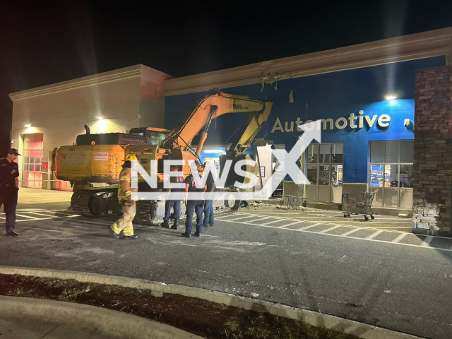 Picture shows the excavator against the Walmart, in Gainesville, Florida, USA, on Monday, Sept. 12, 2023. Jesse Charles Smith, 47, drove the stolen heavy machinery   on  the streets before going  trough the wall of a Walmart. Note: Police photo. (@GainesvillePD/Newsflash)