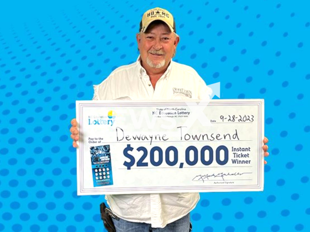 Dewayne Townsend poses in undated photo. He won the first USD 200 thousand (GBP 163769) prize in the Carolina Panthers scratch-off game.  Note: NC Lottery photo  (NC Lottery/Newsflash)