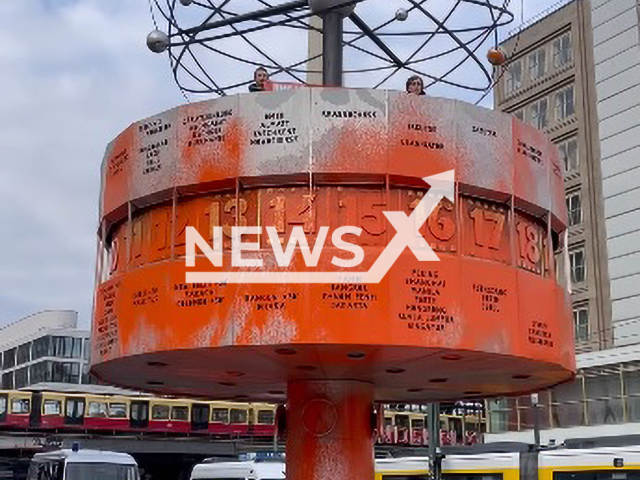 Image shows the World Clock, located in the public square of Alexanderplatz, in Berlin, Germany, on Tuesday, Oct. 17, 2023. It was coloured orange by Last Generation activists. Note: Photo is a screenshot from a video. (Newsflash)