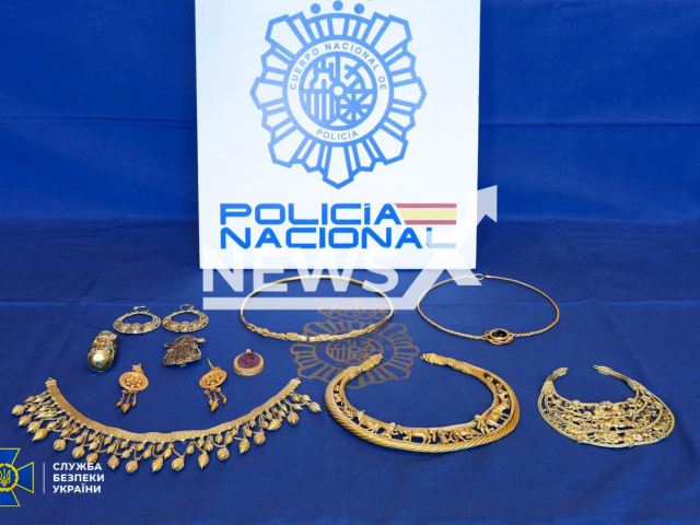 Picture shows the Ukrainian artefacts, undated. As a result of an international special operation, five members of a gang who tried to illegally sell them were arrested in Madrid, Spain. Note: Police photo. (SBU/Newsflash)