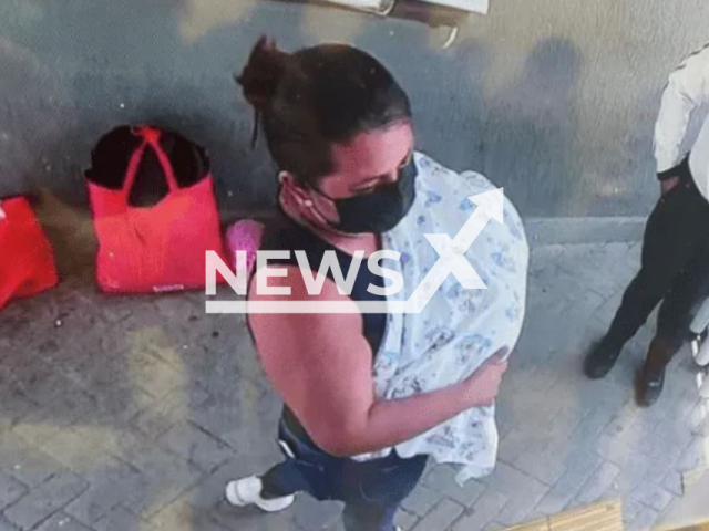 The moment the baby 'N' Perez Gomez, one-day-old, was abducted in Tapachula, Mexico, on 19th April.
Note: Police photo. (@IMSSchiapas/Newsflash)