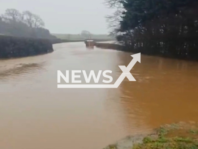 Flooding on the South Gower Rd in Swansea, UK. Note: Picture is a screenshot from the video. (@gowerjack64/Clipzilla)