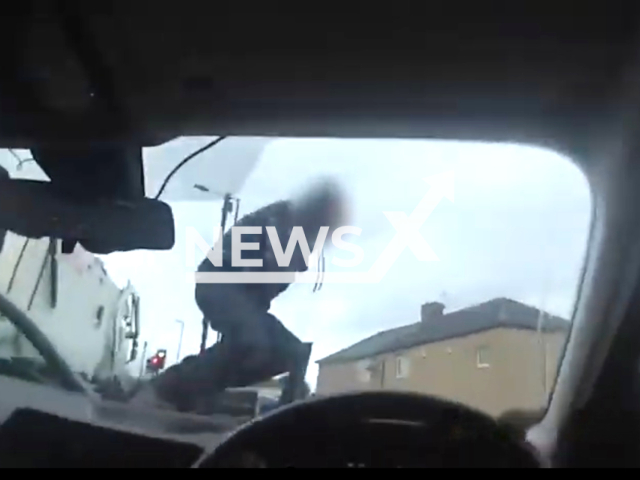 PC Jordan Whitworth and PC Sam Graham pursue and arrest a man in possession of suspected Class A drugs in Doncaster, UK on Tuesday, Jan. 23, 2024. Note: Picture is a screenshot from the video. (South Yorkshire Police/Clipzilla)