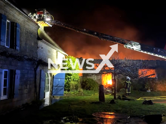 Around thirty firefighters from SDIS 29 innerve to put out a house fire in Guengat, France, on Feb. 22, 2024.
Note: Picture is screenshot from a video. (SDIS 29/Clipzilla)