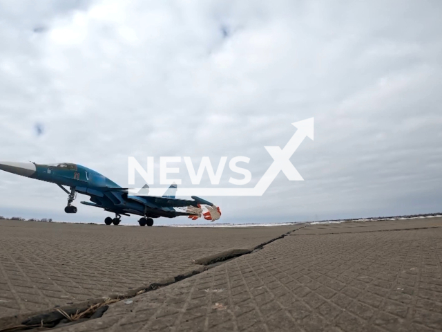 The crews of Su-34 fighter-bombers attack the Ukrainian command posts and manpower in the Donetsk area, Ukraine. Note: Picture is a screenshot from the video. (Ministry of Defense of the Russian Federation/Clipzilla)