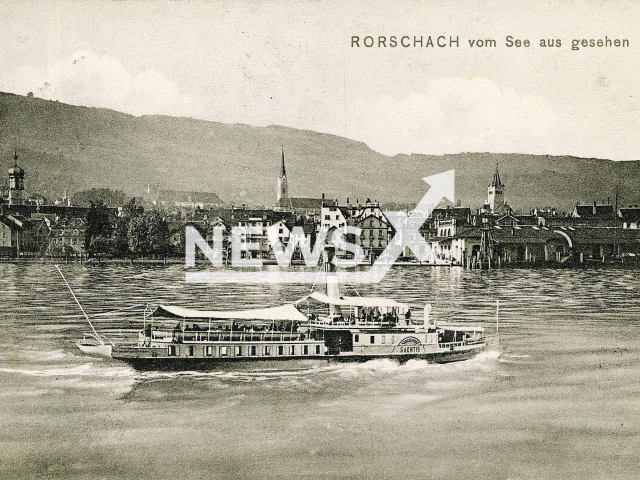 Photo shows Santis in front of Rorschach around 1910. The recovery of the ship that has been in depth of around 210 meters since 1933, begins this week.
Note: Photo is on the public domain(Newsflash).