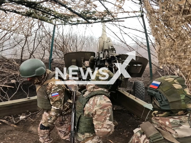 The crew of the 152-mm towed howitzer Msta-B strike the fortified positions of the Ukrainian Armed Forces in Avdiivka, Ukraine. Note: Picture is a screenshot from the video. (Ministry of Defense of the Russian Federation/Clipzilla)