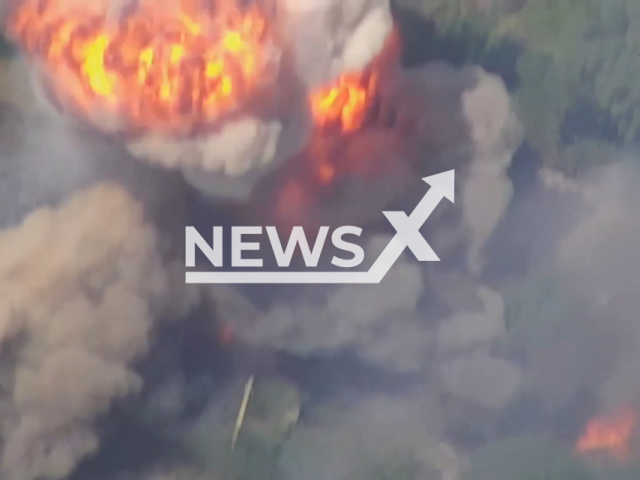 Image shows Russian units demolishing a Ukrainian tank, undated photo. It took place in Kursk, Kursk Oblast, Ukraine, August 11, 2024. Note: Photo is a screenshot from a video. (Clipzilla)