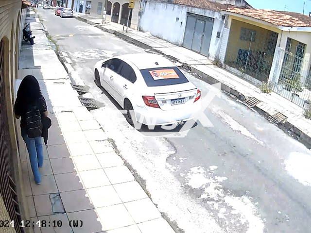 Image shows a teenage girl escaping kidnappers, undated photo. The incident happened in Cidade Nova, Ananindeua, Para State, Brazil, on Wednesday, Sept. 4, 2024. Note: Photo is a screenshot from a video. (Newsflash)