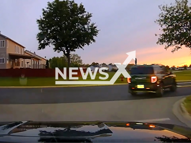 Footage captures the moments when police fatally shot a suspect following a home invasion, deadly shooting, and high-speed chase across Kendall County, Illinois in the United States on Friday, Sep. 27, 2024. The suspect, armed with a rifle, opened fire on officers before being shot and taken into custody.
Note: Photo is a screenshot from a video. (@kendallcountysheriffsoffice/Newsflash)