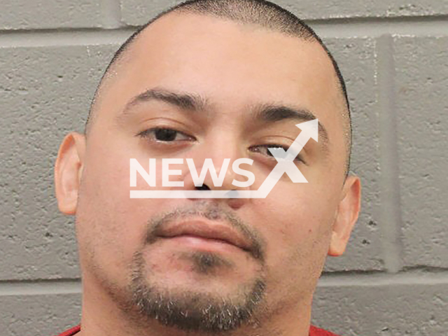 Raymond Perez, 35 wounded police officers in an attempt to escape in Houston, Texas in the United States on Thursday, Sep. 17, 2024.
He is charged with aggravated assault against a public servant, aggravated robbery with a deadly weapon, and unlawful carrying of a weapon in the 230th State District Court. 
Note: Police photo (Houston Police Department/NF/newsX)