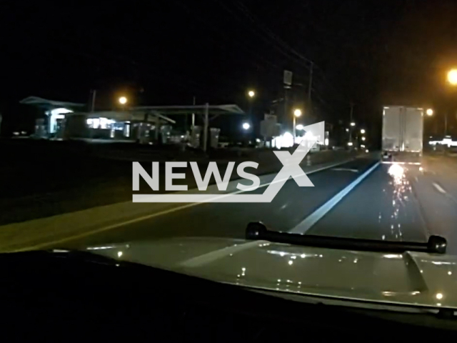 Footage captures a police chase after the suspect 42-year-old Gregory Ivory who drives a semitrailer down the middle of the road, plows over a roundabout, and crashes into multiple cars, including a police cruiser in north Columbus, Ohio in the United States on Saturday, Oct. 19, 2024. The chase ends when the driver abandons the truck and flees on foot, only to be arrested shortly after.
Note: Photo a is screenshot from a video (Columbus Division of Police/NF/newsX)