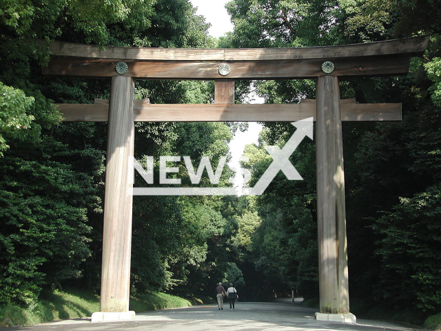 Picture shows torii at the entrance to Meiji-jingu in Tokyo, Japan, Oct. 25, 2002. US tourist was arrested after carving names into gate. Note: Photo from Wikipedia. (NF/newsX)