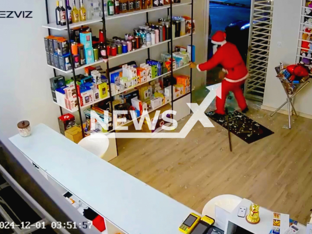 Criminals dressed as Santa Claus break into an electronics store in Claudio, Brazil, Sunday, Dec. 1, 2024. No suspects had been arrested.Note: Photo is a screenshot from a video. (NF/newsX)