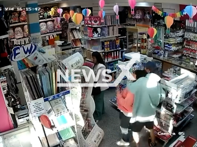 Thief tries to rob a book store but is beaten by four women in Mar del Plata, Argentina, May 9, 2025. Note: Photo is a screenshot from a video. (Newsflash/NX)