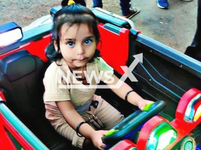 Picture shows Kavya Singh, 3, undated. She drowned in Ana Sagar Lake, Ajmer, India. Note: Private photo. (Newsflash/NX)