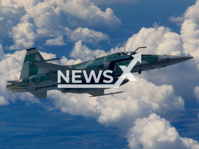 During a flight, a Brazilian Air Force fighter jet approached the aircraft in a routine interception, Dec. 23, 2025. The flight had departed from Campo de Marte Airport, in the northern part of Sao Paulo, and was headed for Anapolis (GO). Note: Private photo taken from social media. (Stephanie Rizk/Newsflash)