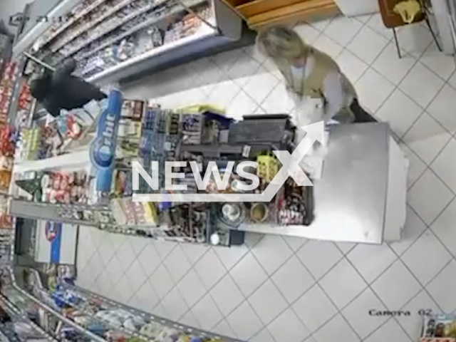A brave employee stops an armed attempted robber in Mostar, Bosnia and Herzegovina, on Mar.24,2026. She managed to chase him away. Note: Photo is a screenshot from a video. (Newsflash)