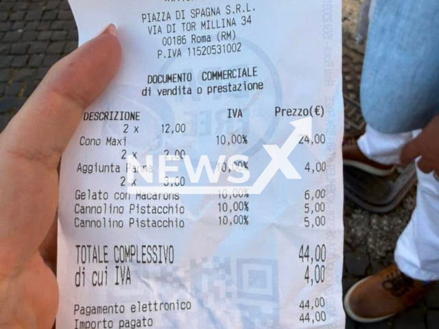 Picture shows  the recept for the ice creams, undated. Tourists paid 44 euros for two ice creams  in Rome, Italy. Note: Private picture. (Nicole Ann, Newsflash/NX)