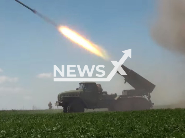 Artillery of the Royal Brigade destroys Russian enemy in Luhansk region in May 2022. Note: Photo is a screenshot from a video(@pressOKzahid/Newsflash).