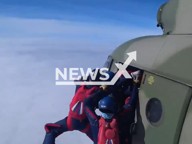 CSKA and Western Military District skydivers create ZOV in the Sky. Note: Picture is a screenshot from a video (Ministry of Defense of Russia/Newsflash)