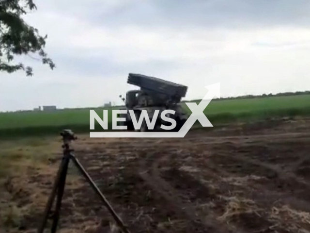 Ukrainian soldiers take revenge on the Russian occupiers in June 2022. Note: This picture is a screenshot from the video (@35obrmp/Newsflash).