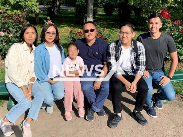 Alexei Innokentiev (middle), head of the Nyurbinsky district of the Sakha Republic, Russia, was pictured together with his daughter, wife, granddaughter, son and son-in-law, respectively. Note: Private picture (Newsflash)