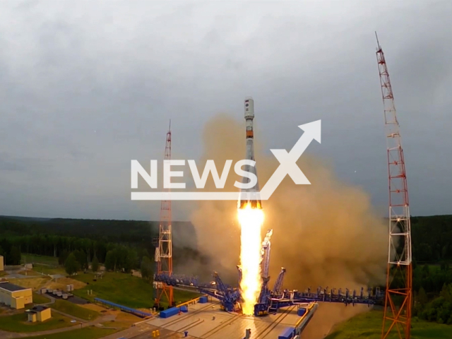 Space Forces combat crews launch Soyuz-2.1b medium-class rocket carrying Glonass spacecraft from Plesetsk Cosmodrome located in Arkhangelsk region in Russia.
Note: This picture is a screenshot from the video.
(@mod_russia/Newsflash)