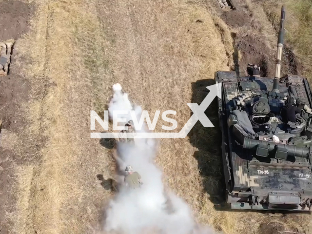 Professional combat training of Ukrainian soldiers using T-80 tank at Marine Corps School on the basis of the 198th Training Center of the Naval Forces of the Armed Forces of Ukraine in Mykolaiv, Ukraine.
Note: This picture is a screenshot from the video.
(@navy.mil.gov.ua/Newsflash)