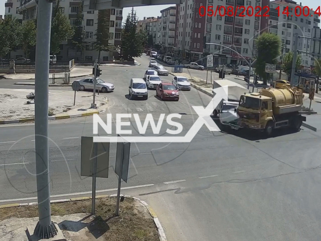 A vacuum truck collides with a truck in Corum, Ankara, Friday, Aug. 5, 2022. Six people inside the two vehicles were injured. Note: Picture is a screenshot from a video (Newsflash)