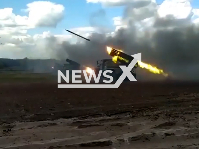 The crews of multiple launch rocket systems (MLRS) "Grad" fire on the Ukrainian military positions in Ukraine in undated footage.
Russian Armed Forces struggles to stop the counteroffensive of the Ukrainian Armed Forces.
Note: This picture is a screenshot from the video.
(@mil/Newsflash)