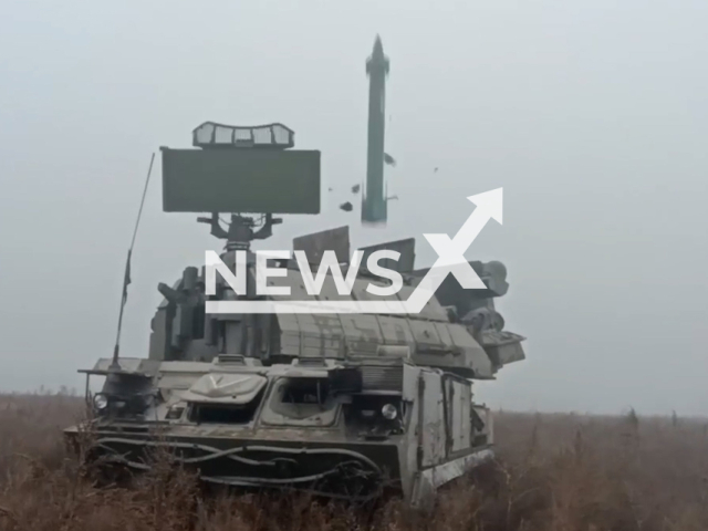 Russian Tor-M2 air defense system fires a rocket at target in the sky in Ukraine in undated footage.
The Tor is an all-weather, low- to medium-altitude, short-range surface-to-air missile system designed for destroying airplanes, helicopters, cruise missiles, unmanned aerial vehicles and short-range ballistic threats.
This picture is a screenshot from the video. (Ministry of Defense of Russia/Newsflash)