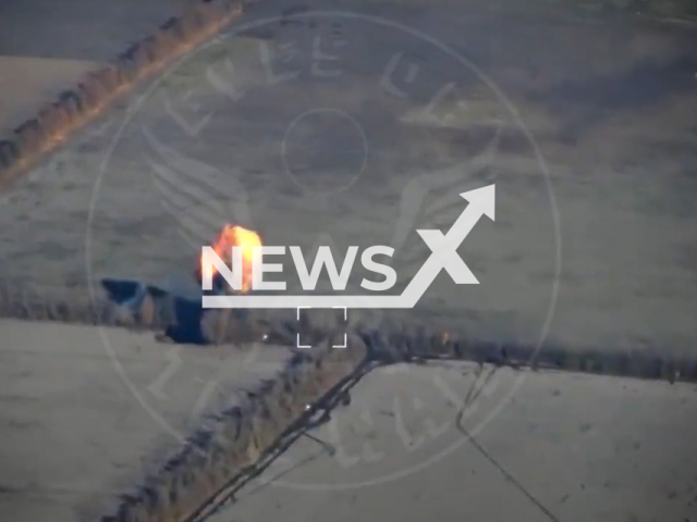 Ukrainian fighters destroy Russian Hyacinth-B gun on the battlefield in Zaporizhzhia Oblast in Ukraine in undated footage.
The 2A36 Giatsint-B is a Soviet/Russian towed 152 mm field gun which entered service in 1975.
Note: This picture is a screenshot from the video. (@AFUStratCom/Newsflash)