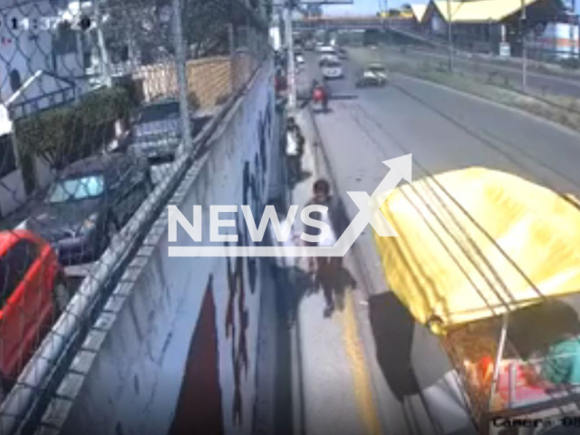 A car hits a motorcyclist on the side of the road in Ecatepec, Mexico, on Wednesday, Nov. 9, 2022.  He later hit stalls and vehicles on the street, a  boy, identified as Rodrigo, 7,  died and five people were injured, the suspect  Roberto, 31, was identified and police are looking for him. Note: Picture is a screenshot from a video (Newsflash)