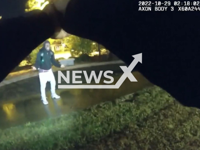 Police officer pointing with a gun at the suspect, Jadarius Carr, 25 in Atlanta, Georgia, USA, undated. Officers recovered a firearm and multiple cell phones from Carr’s possession during his arrest.Note: The picture is a screenshot from a video (@Atlanta_Police/Newsflash)