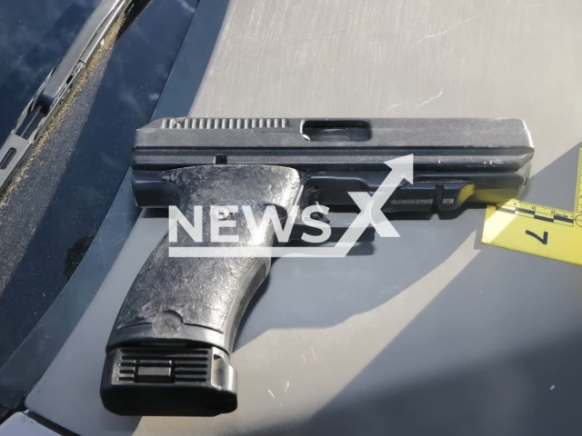 This image shows the firearm recovered from inside the vehicle after the incident in Phoenix, Arizona, USA  on Thursday, Nov. 29, 2022. The fire department reported only to declare Alcarez dead, who had shot himself in the head. Note: Police photo. (PhoenixPolice/Newsflash)