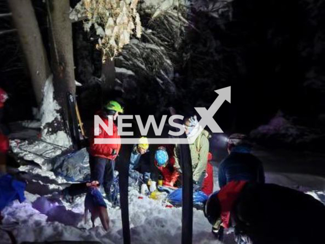 Crews rescue a skier  in Neff's Canyon, Utah, USA,  on Wednesday, Dec. 14, 2022. He sustained serious injuries when he was trapped in an avalanche he unintentionally triggered.
Note: Licensed photo.  (Utah Avalanche Center/Newsflash)