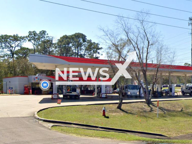 Picture shows  Cumberland Farms, in Pensacola, Florida, USA,   undated. Bryan Allen, 50, purchased his 15 million  dollar winning ticket from here. Note: Photo is a screenshot from Google Maps. (Google Maps/Newsflash)