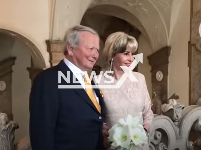 Picture shows  Wolfgang Porsche, 79, and his wife  Claudia Porsche , 74, at their wedding in 2019. He has filed for divorce from his wife because of a dementia-like illness that has existed for two years and has led to a change in Claudia Porsche's personality.
 Note: Photo is a screenshot from a video. (Newsflash)