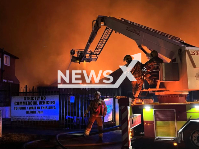 Picture shows the scene of the fire in Mansfield, England, on Saturday, Mar. 18, 2023. Fortunately, no injuries were reported. Note: Picture is screenshot from a video. (@nottsfire/Newsflash)