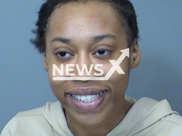 Makiah Coleman, 19, from the city of Phoenix, Arizona State, USA, poses in undated photo. She was arrested for allegedly assaulting three Transportation Security Administration officers at Phoenix Sky Harbor International Airport. Note: Licensed content. (Maricopa County Sheriff's Office/Newsflash)