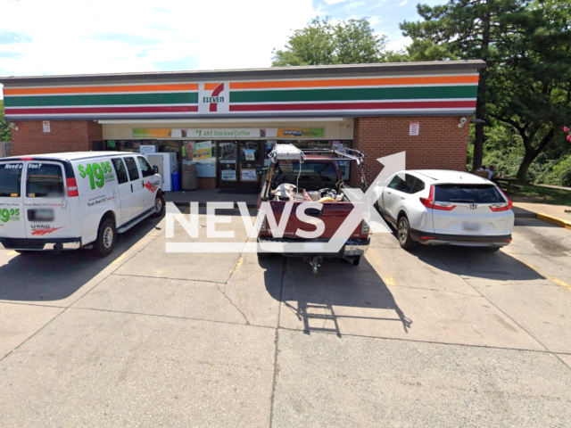 The image shows the 7-Eleven #23691 located at 15585 Old Columbia Pike in Burtonsville, Maryland, USA, where the USD 50,000 (GBP 40.000) winning ticket was purchased, undated photo.  Note: The photo is a screenshot from Google Maps. (Google Maps/Newsflash)